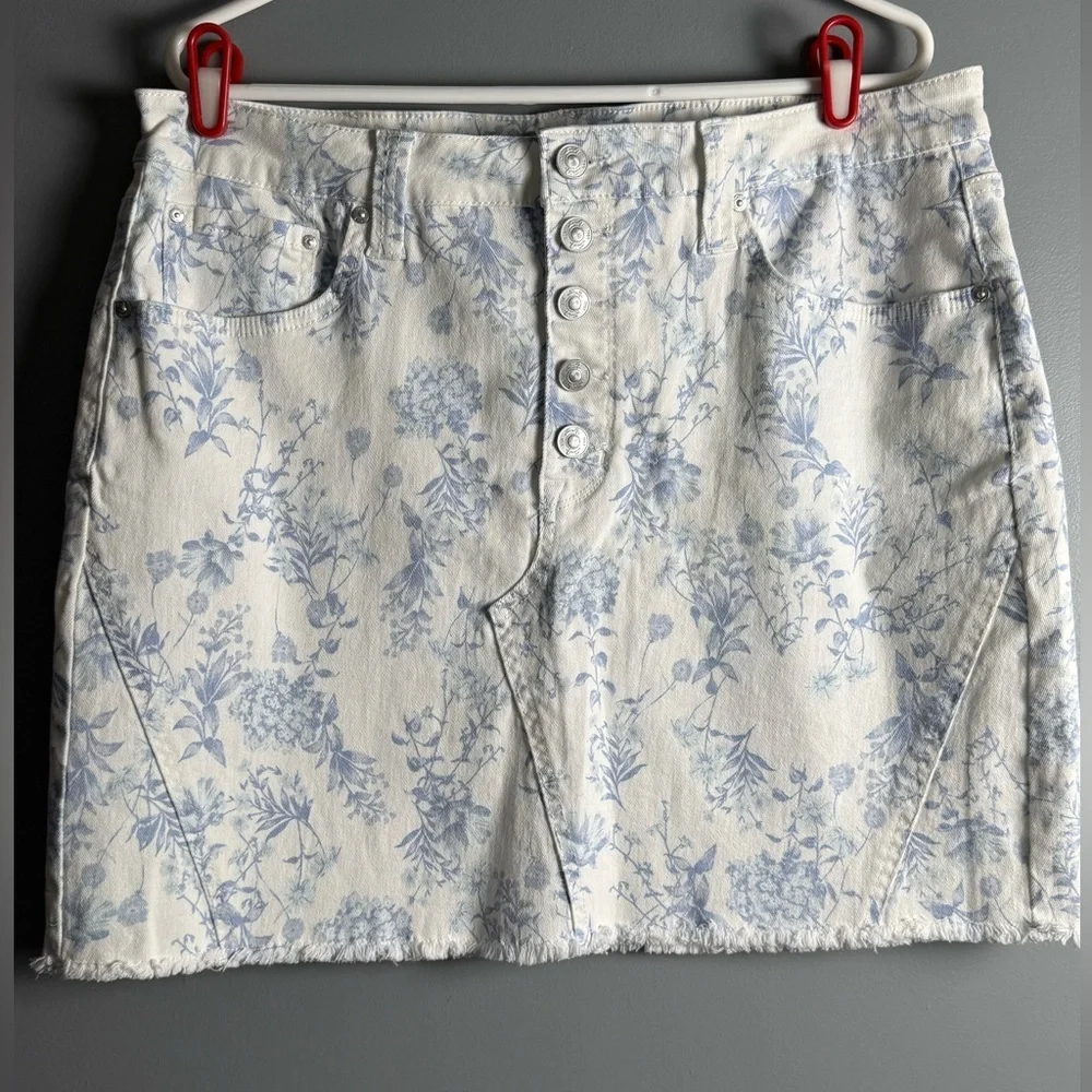 Seven7 Weekend Skirt Wht/Blue Denim Buttonfly Mini Womens Sz 12 NWOT